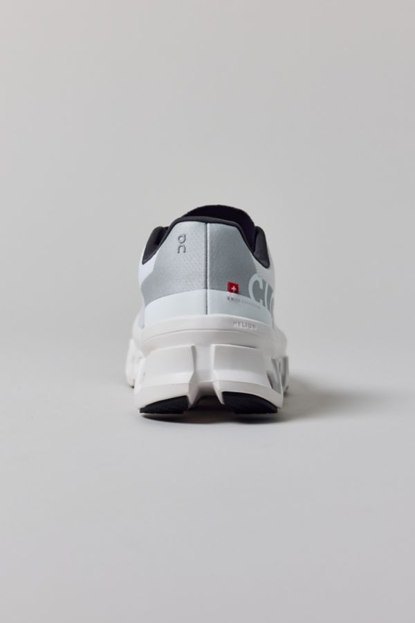 Slide View: 4: On Cloudmonster Sneaker