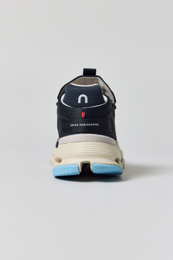 Slide View: 4: On Cloudnova 2 Sneaker