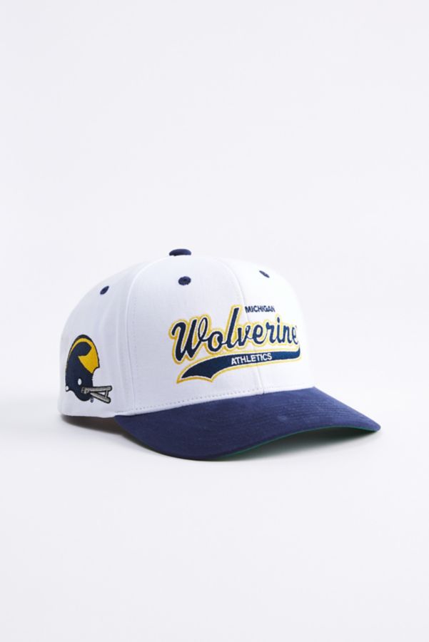 Slide View: 1: Mitchell & Ness NCAA Michigan Wolverines Tailsweep Pro Snapback Hat