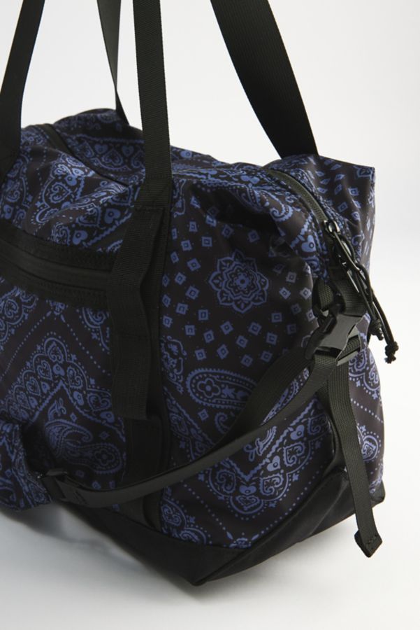 Slide View: 3: Bandana Print Zippered Tote Bag