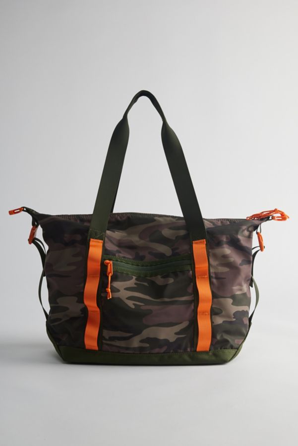 Slide View: 1: Camo Pattern Nylon Tote Bag