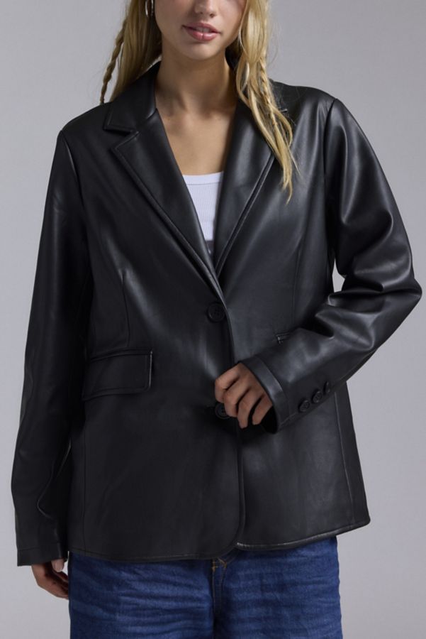 Slide View: 2: Silence + Noise Lexi Oversized Faux Leather Blazer