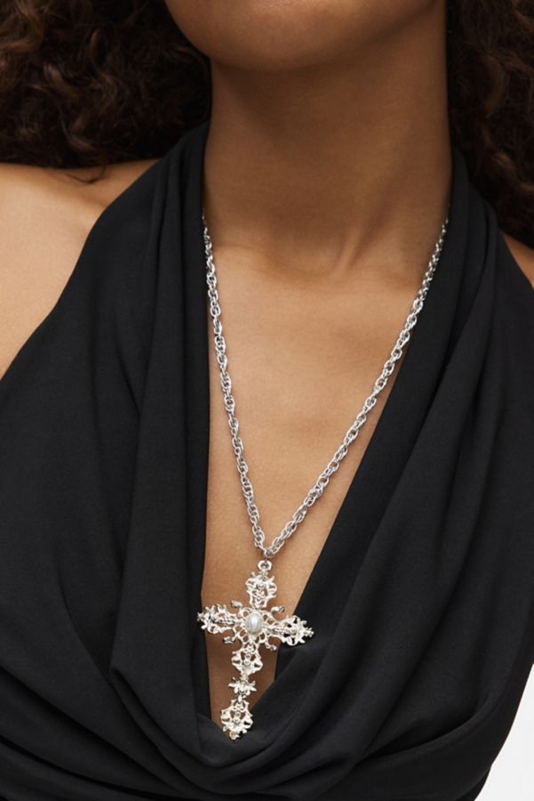 Slide View: 1: Collier Pendentif Long Croix