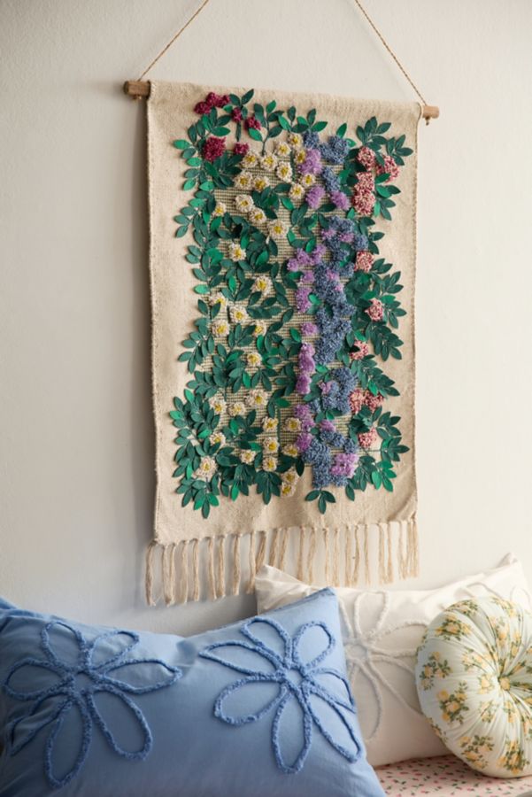 Slide View: 1: Living Floral Yarn Wall Hanging