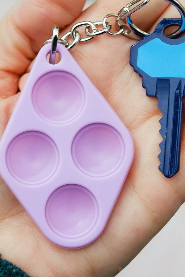 Slide View: 4: Pop Button Toy Keychain