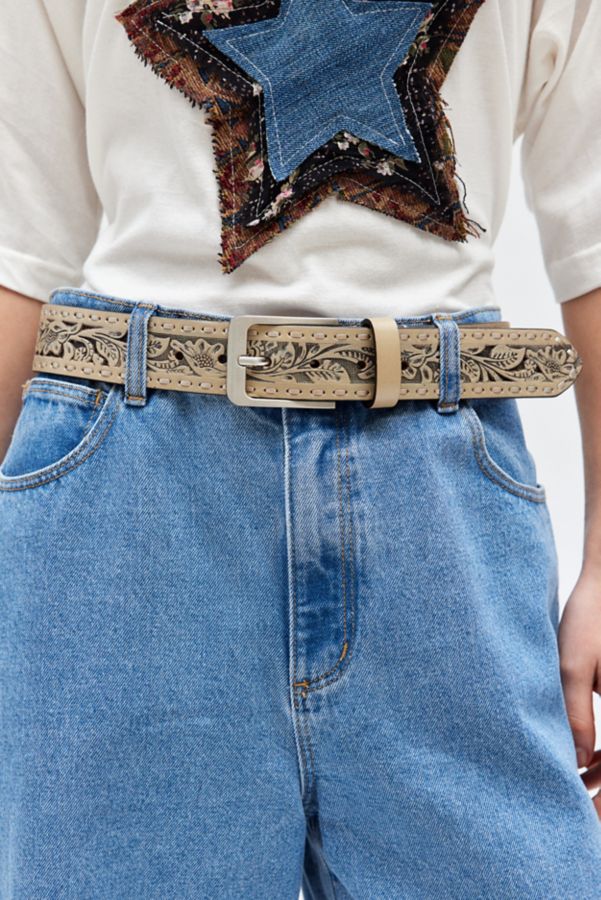 Slide View: 1: Glitter Tooled Belt