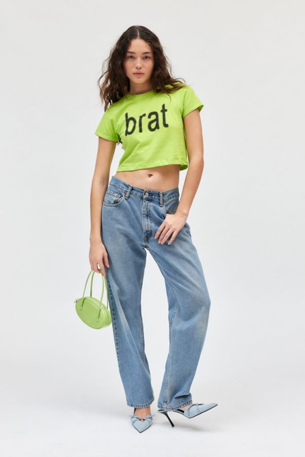 Slide View: 1: T-shirt pour bébé Charli XCX UO Exclusive Brat Graphic