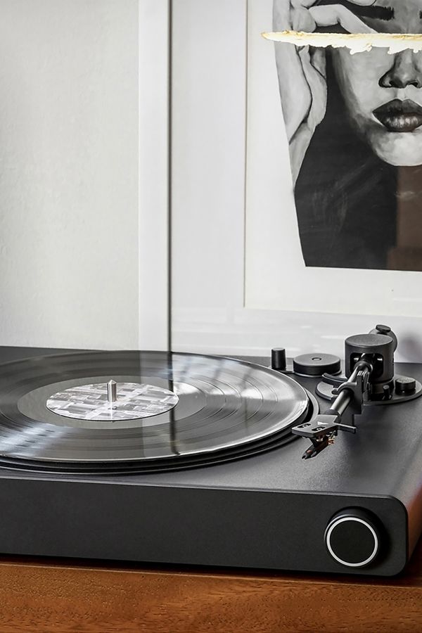 Slide View: 3: Victrola Stream Onyx 2-Speed Wireless Turntable