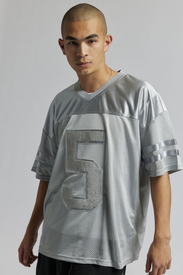 Slide View: 2: Tee Maillot Football Primo UO