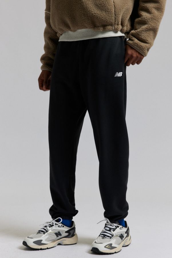 Slide View: 1: New Balance Sport Essential Sweatpant