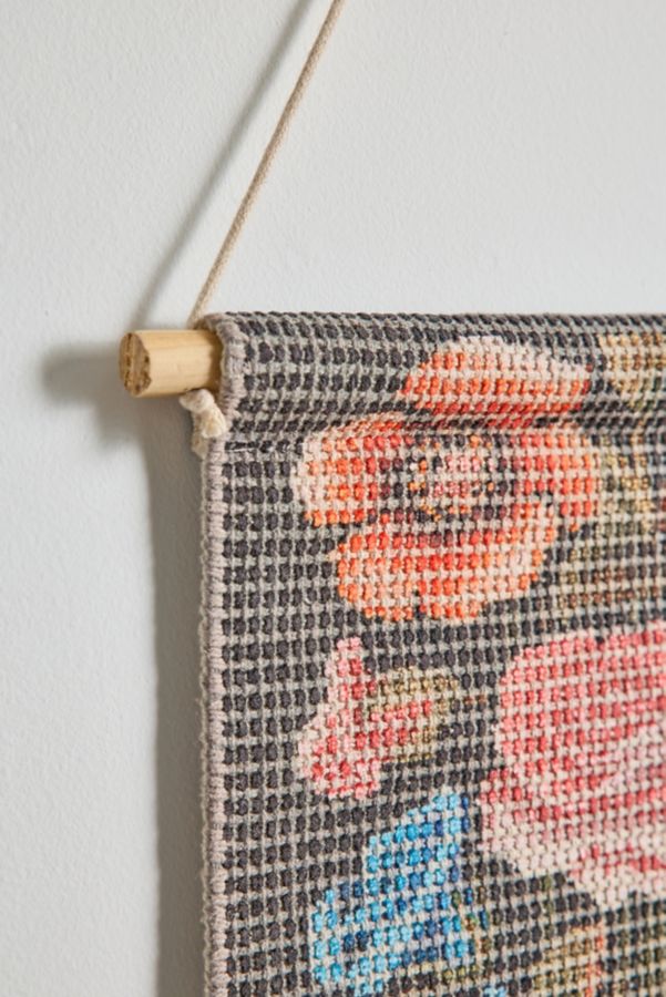 Slide View: 4: Roses Woven Column Wall Hanging