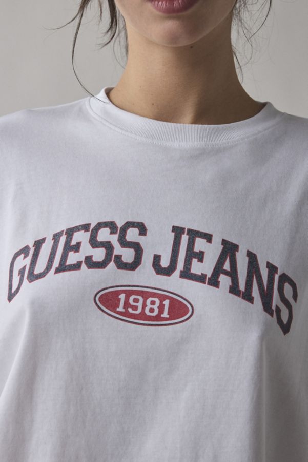 Slide View: 2: GUESS JEANS 1981 Graphic Boxy Tee