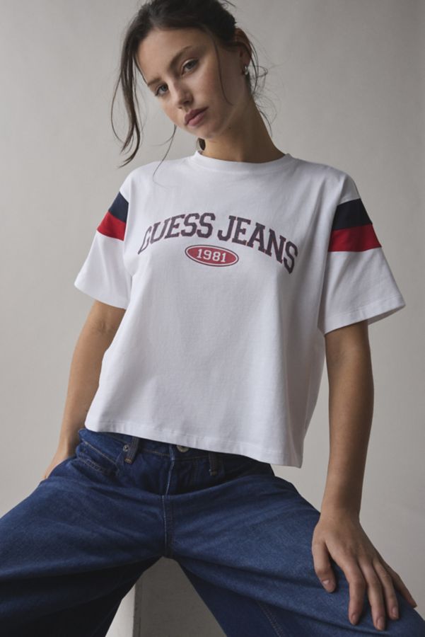 Slide View: 1: GUESS JEANS 1981 Graphic Boxy Tee