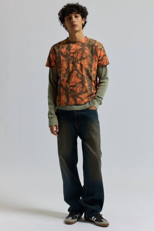 Slide View: 3: T-shirt BDG Motif Camouflage Feu de Camp