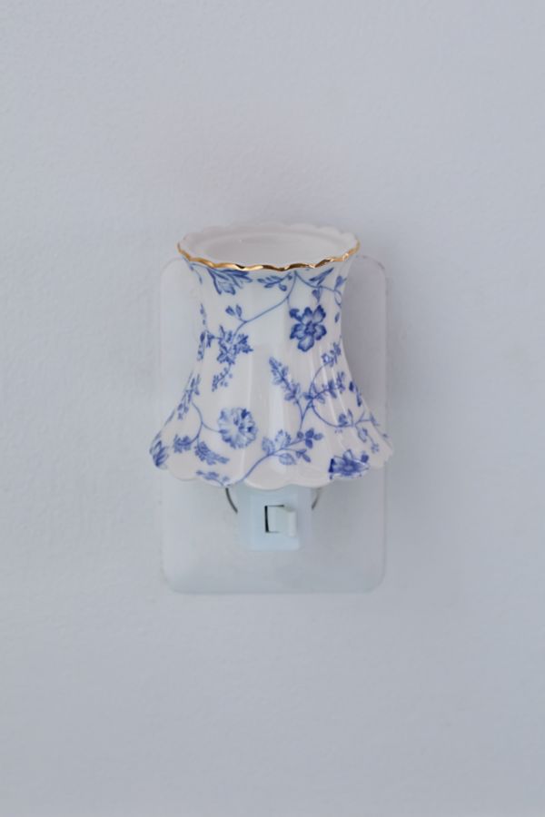 Slide View: 2: Porcelain Lamp Delicate Pattern Nightlight