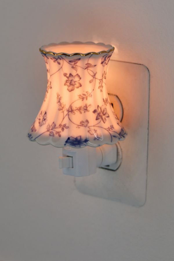 Slide View: 3: Porcelain Lamp Delicate Pattern Nightlight