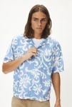 Thumbnail View 5: UO Hibiscus Pattern Short Sleeve Button-Down Shirt