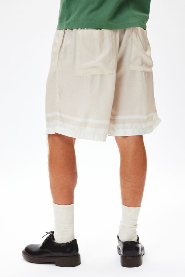 Slide View: 3: UO Contrast Stripe Rayon Short