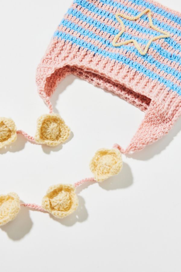 Slide View: 3: Mylo Striped Star Beanie