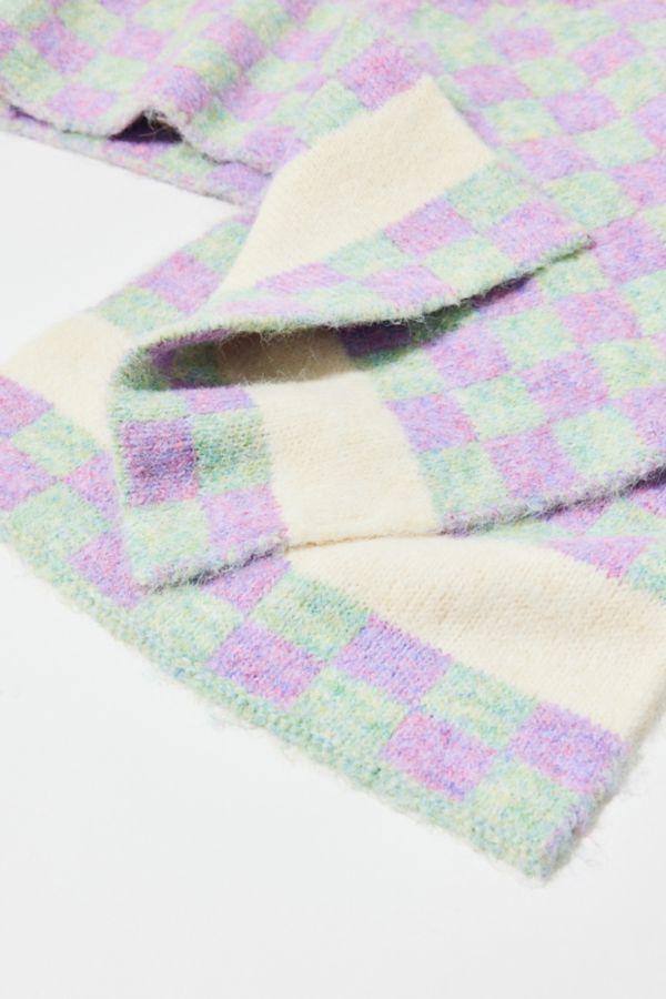 Slide View: 3: Checkered Knit Scarf