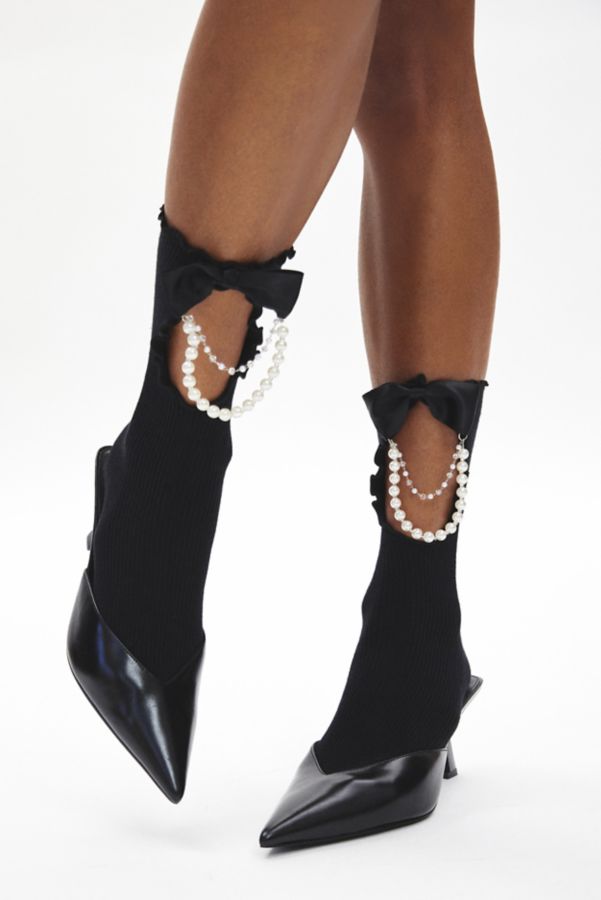 Slide View: 1: Pearl Chain Cutout Sock