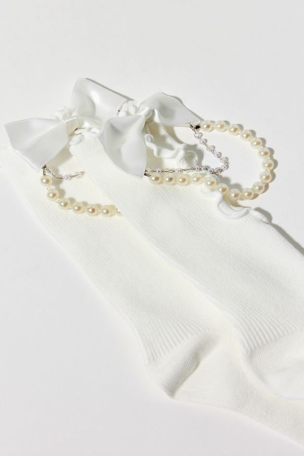 Slide View: 3: Pearl Chain Cutout Statement Sock