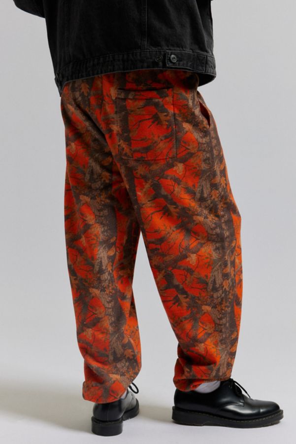 Slide View: 3: Pantalon Molletonné BDG Blaze Camouflage