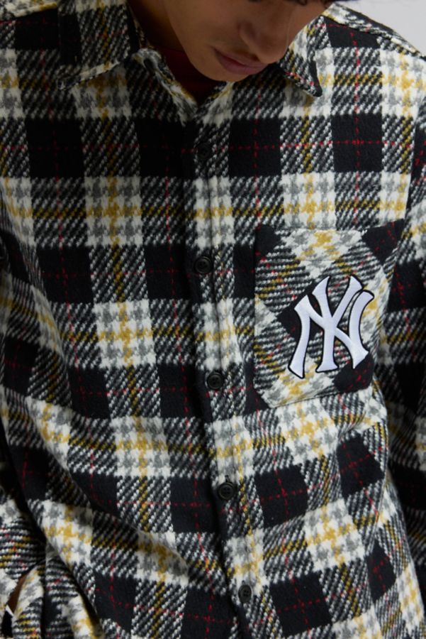 Slide View: 4: Pro Standard New York Yankees Long Sleeve Flannel Shirt