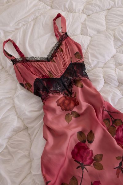 Kimchi Blue Liz Lace Trim Satin Slip Midi Dress