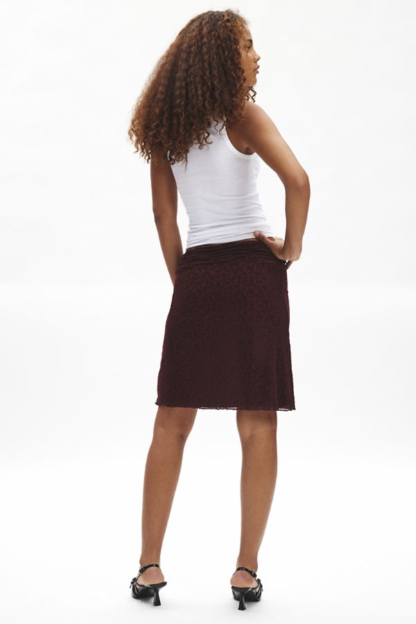 Slide View: 5: Motel Erato Ruched Botanical Midi Skirt