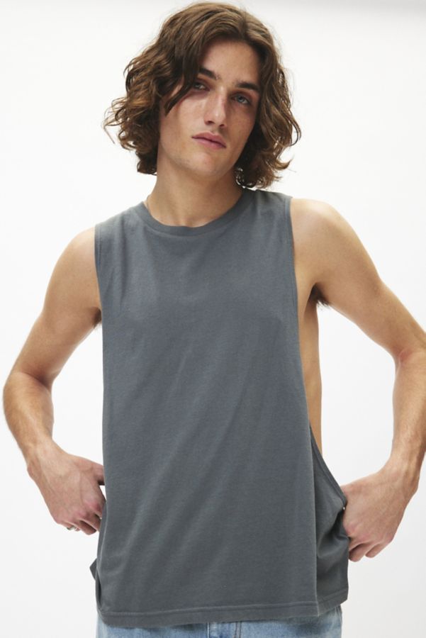 Slide View: 1: UO Solid Muscle Tank Top