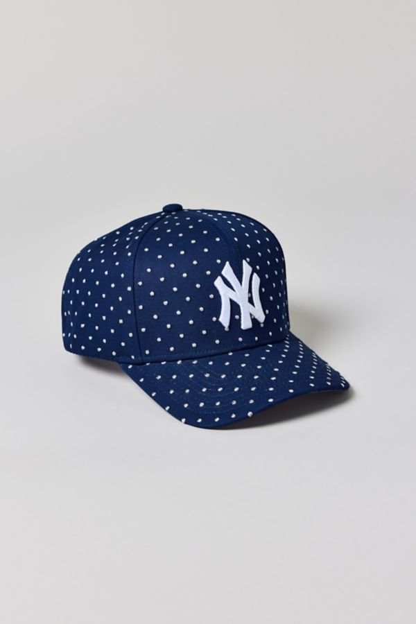 Slide View: 1: Mitchell & Ness MLB New York Yankees Polka Dot Pro Snapback Hat