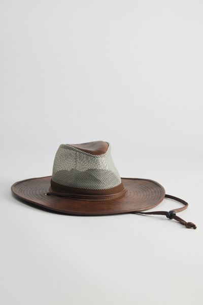 Chapeau de Cowboy en Cuir et Maille Frye