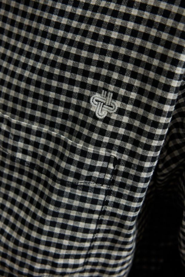 Slide View: 4: UO Check Pattern Cutoff Oxford Shirt