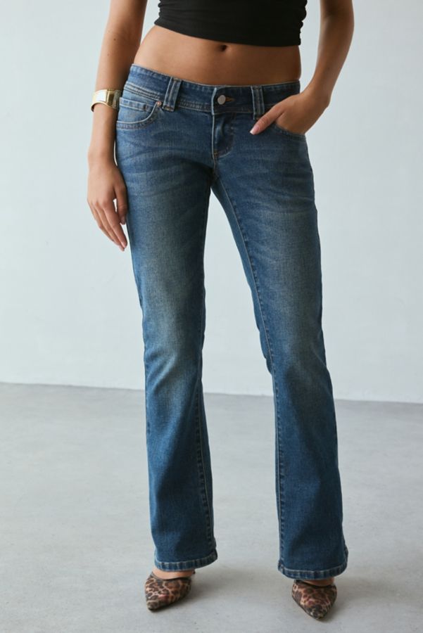 Slide View: 1: Abrand 00 Petra Super Low Kick Flare Jean