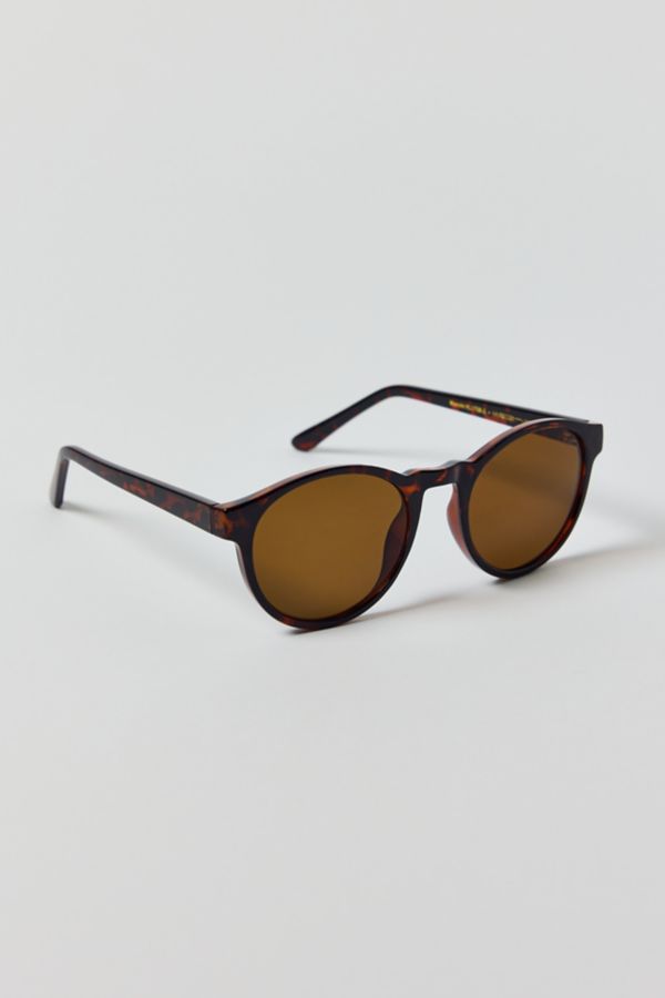 Slide View: 1: A.Kjaerbede Marvin Round Sunglasses