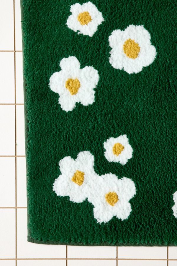 Slide View: 4: Meadowland Floral Plush Tufted Bath Mat