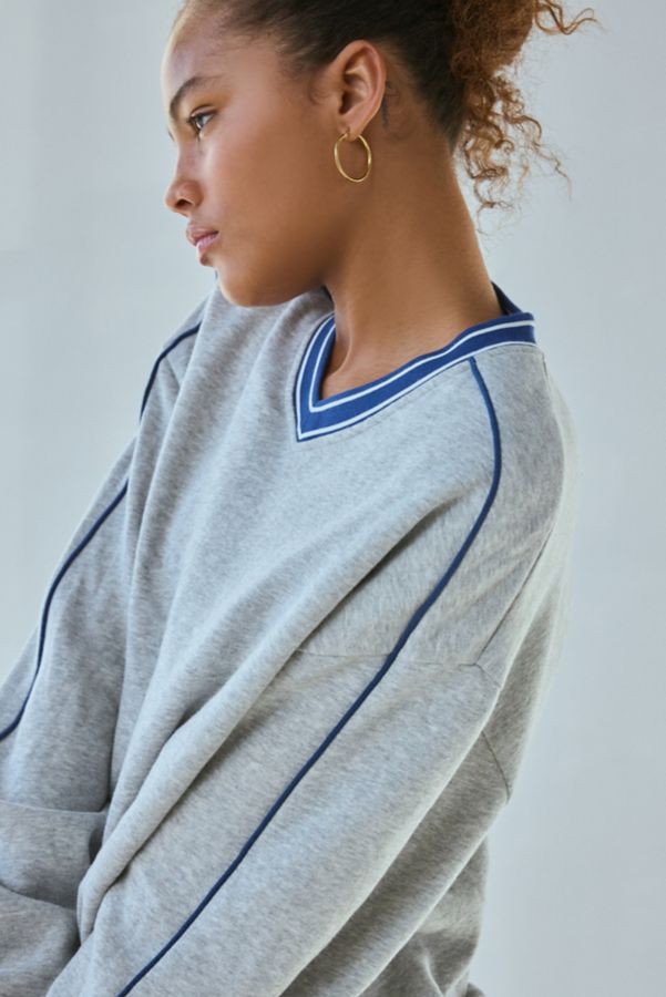 Slide View: 2: BDG Vinny Oversized V-Neck Pullover