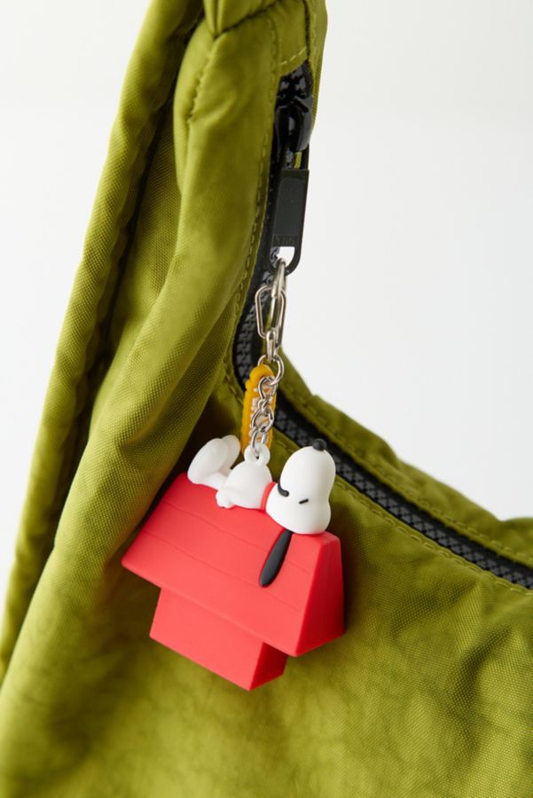 Slide View: 2: Peanuts Snoopy Keychain