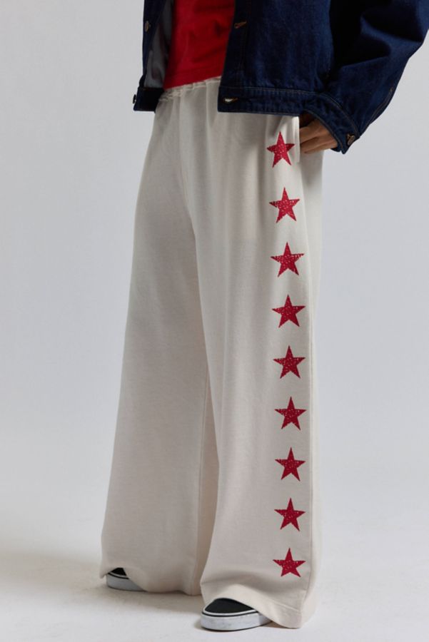 Slide View: 3: BDG Star Graphic Cone Sweatpant