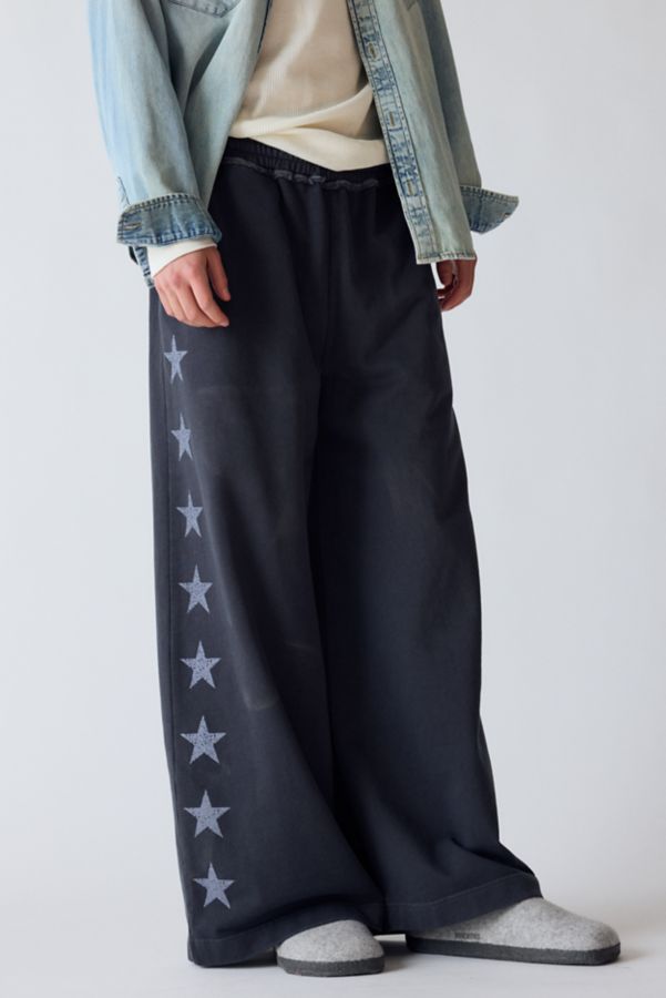 Slide View: 3: BDG Star Graphic Cone Sweatpant