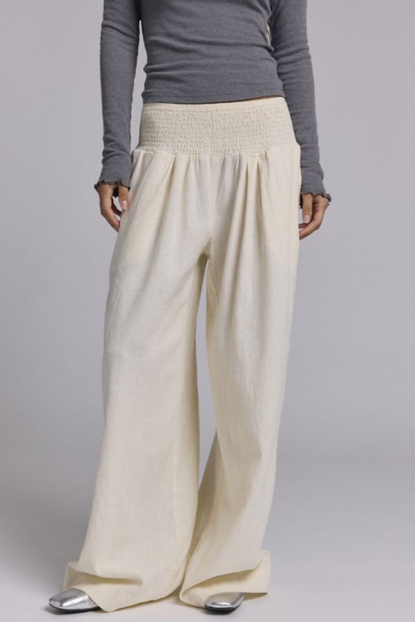 Slide View: 4: Kimchi Blue Caroline Smocked Wide Leg Linen-Blend Pant