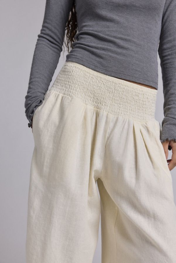 Slide View: 5: Kimchi Blue Caroline Smocked Wide Leg Linen-Blend Pant