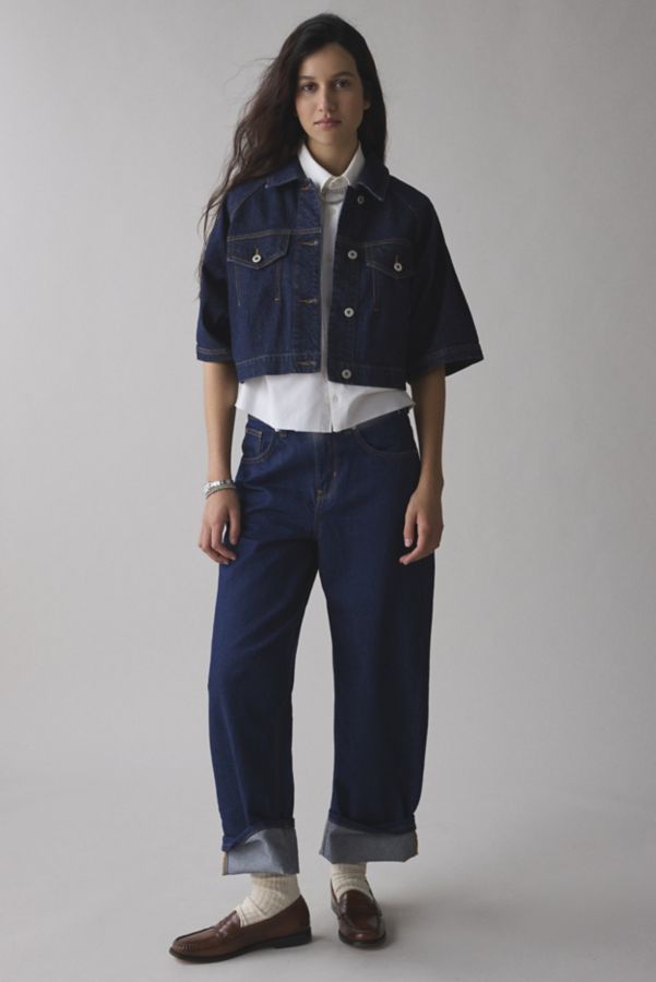 Slide View: 2: UO Scarlet Short Sleeve Boxy Denim Jacket