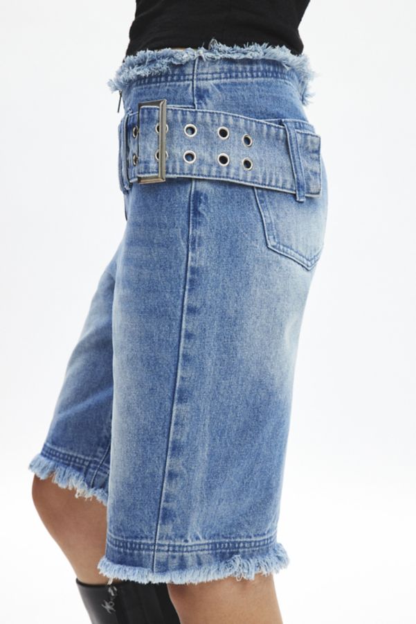 Slide View: 2: Le Short en Denim Kript Furio Ceinturé