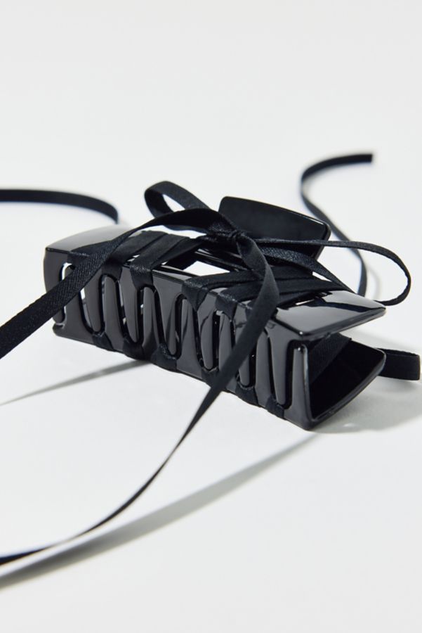 Slide View: 1: Lace-Up Ribbon Bow Claw Clip