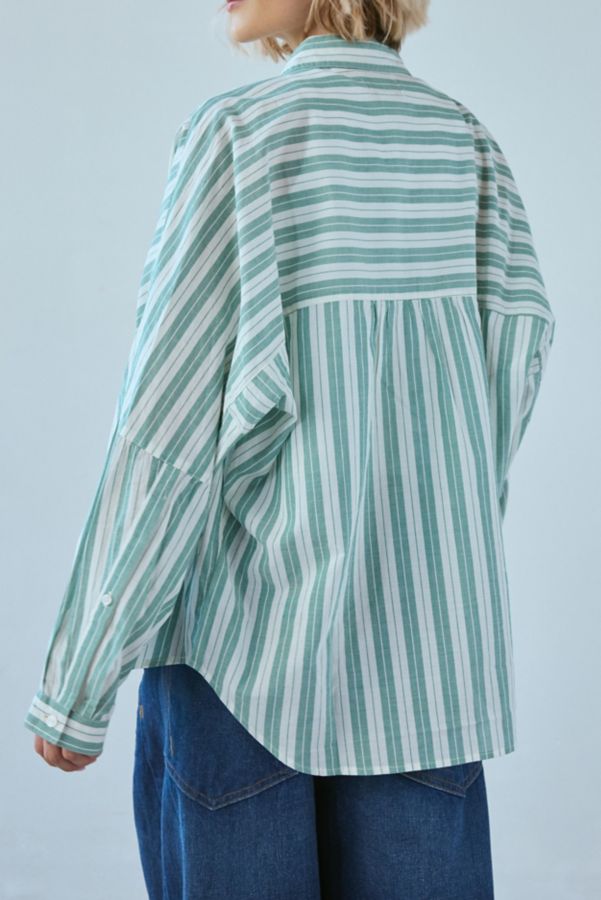 Slide View: 2: BDG Alex Breezy Cotton Oversized Button-Down Shirt