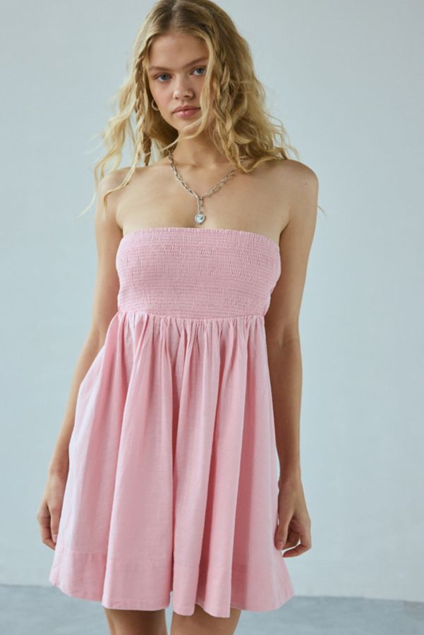 Slide View: 3: BDG Juliana Smocked Strapless Mini Dress