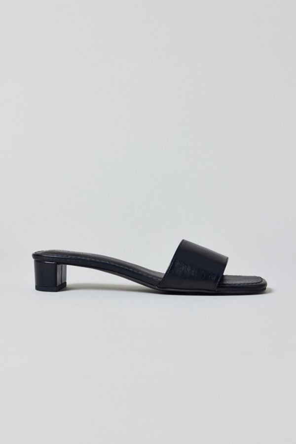 Slide View: 3: UO Gracie Block Heel Sandal