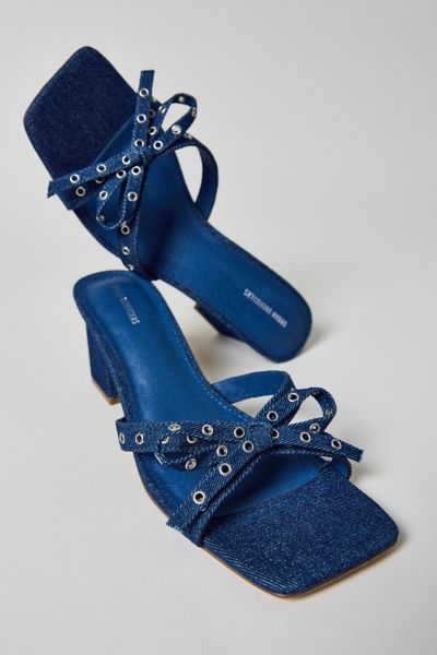 UO Charlie Rivet Bow Block Heel Sandal